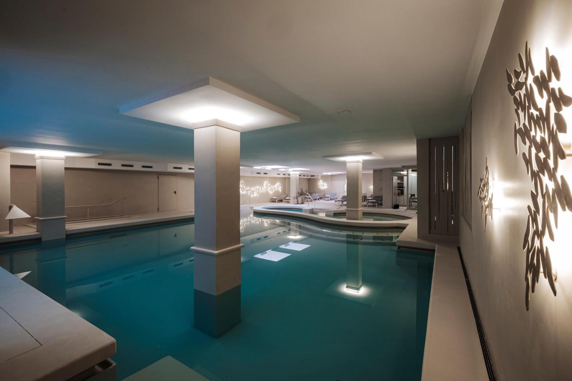 Hotel Slatina Superior ロガシュカ・スラティナ エクステリア 写真