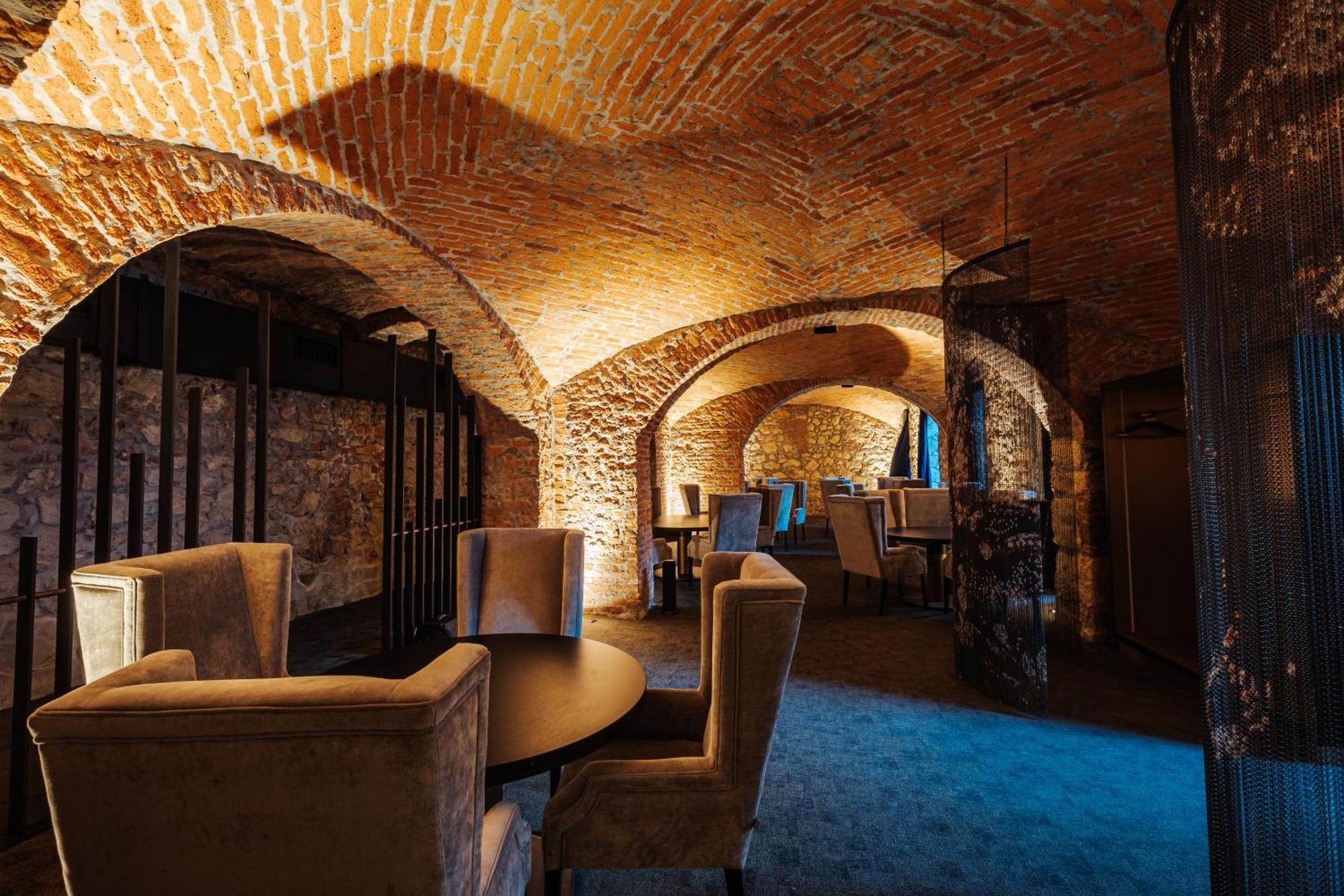 Hotel Slatina Superior ロガシュカ・スラティナ エクステリア 写真