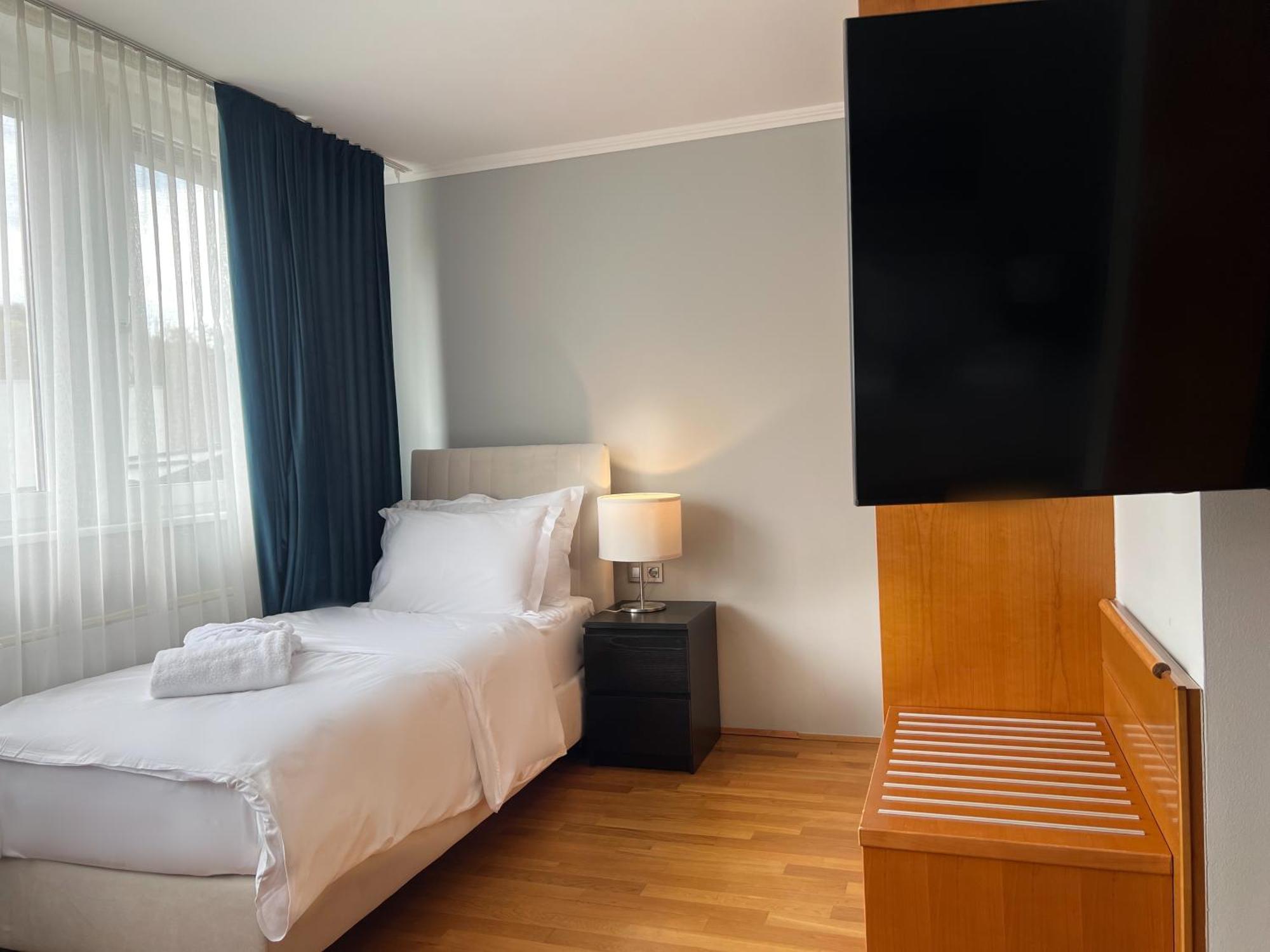 Hotel Slatina Superior ロガシュカ・スラティナ 部屋 写真